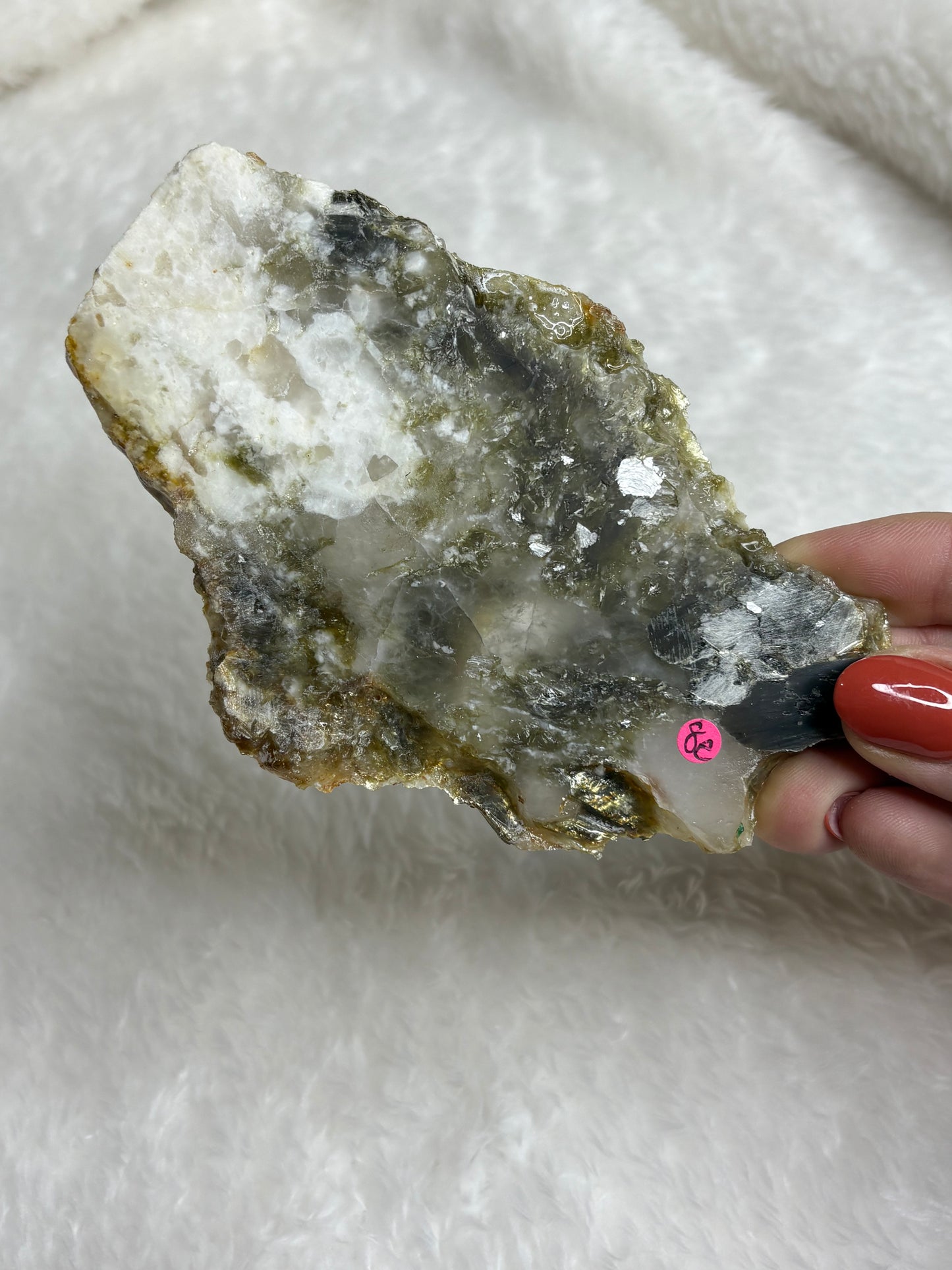 Green mica slab