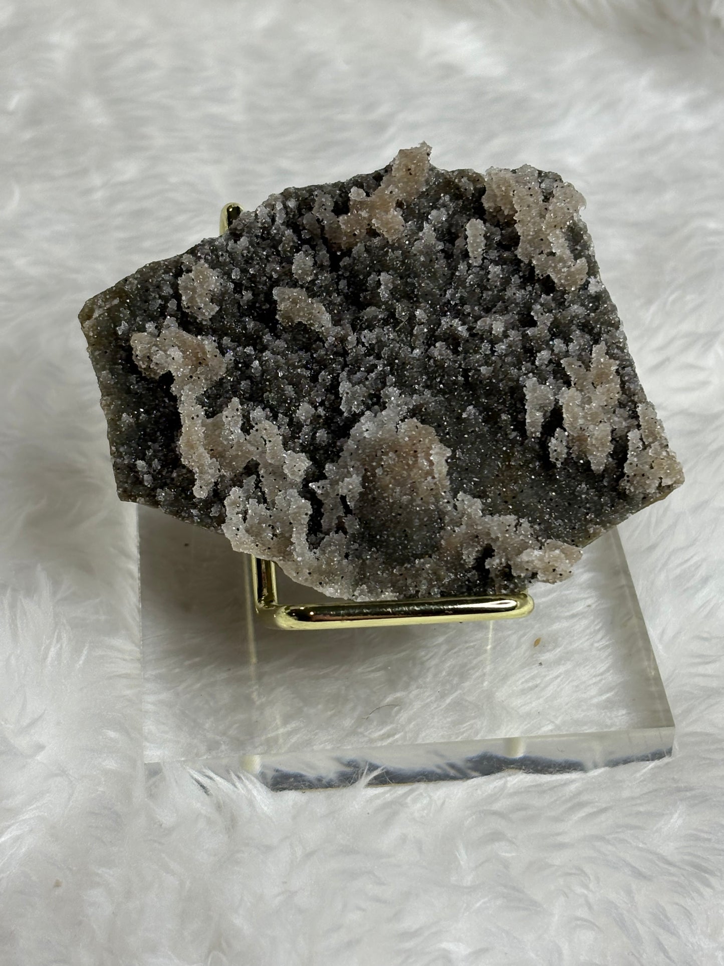 Black sugar amethyst