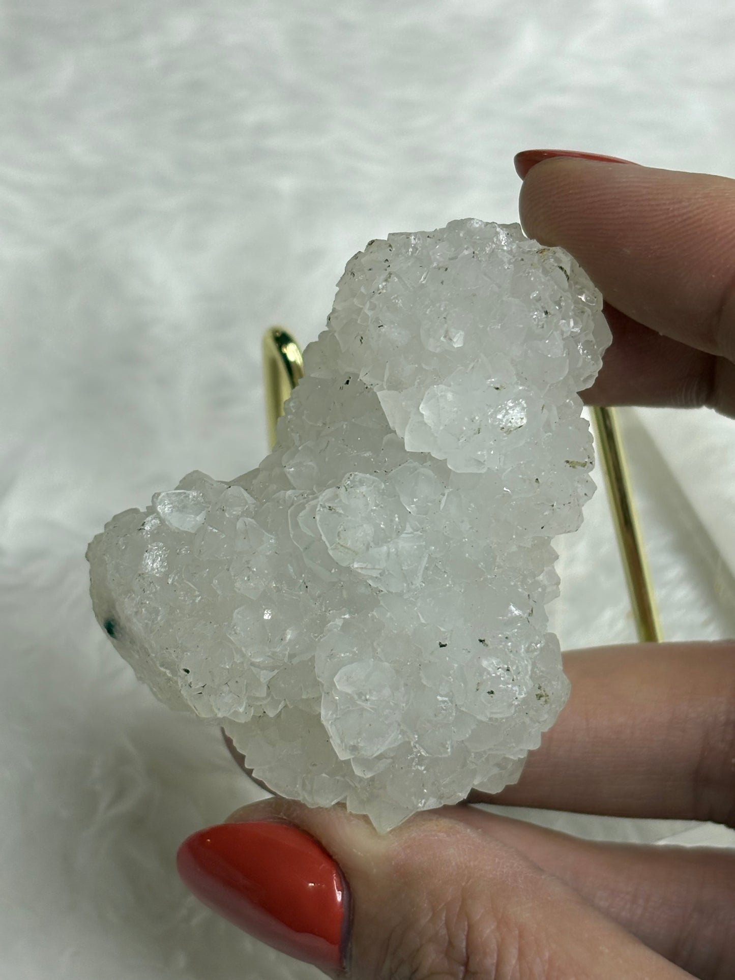 Stalactite apophylite