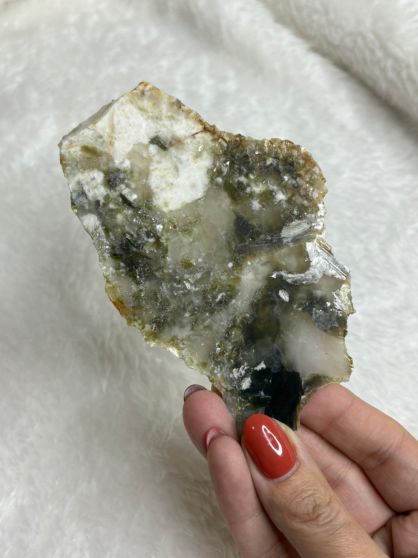 Green mica slab
