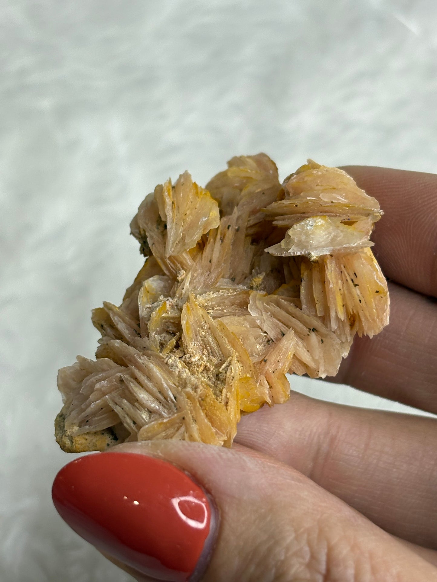Pink barite