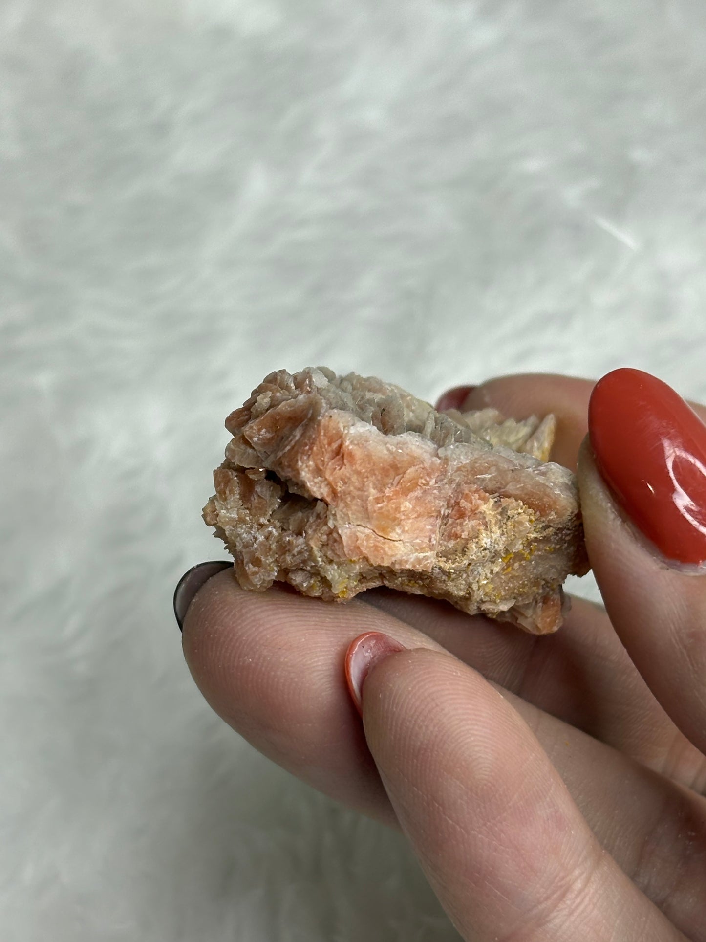 Pink barite