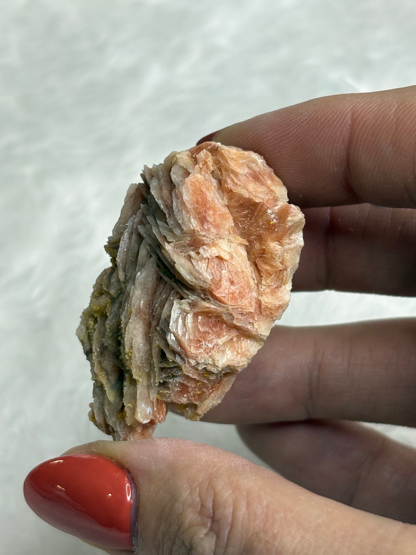 Pink barite