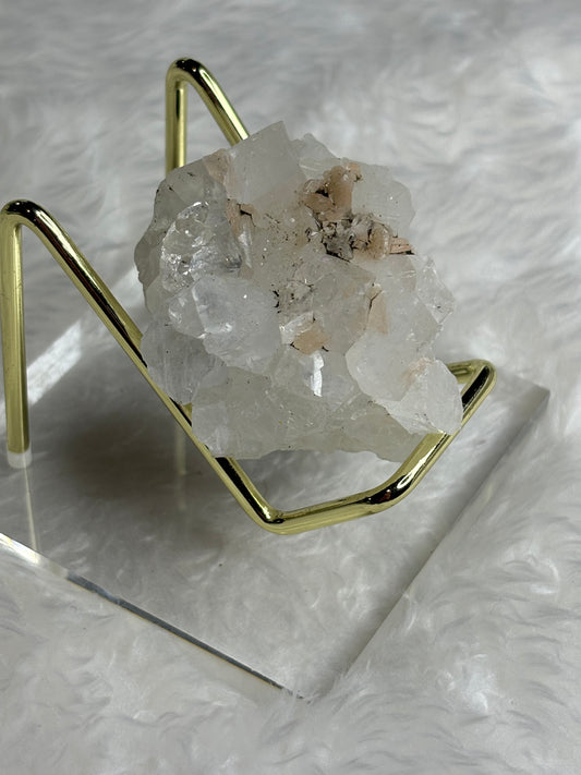 Diamond apophylite w/ peach stillbite