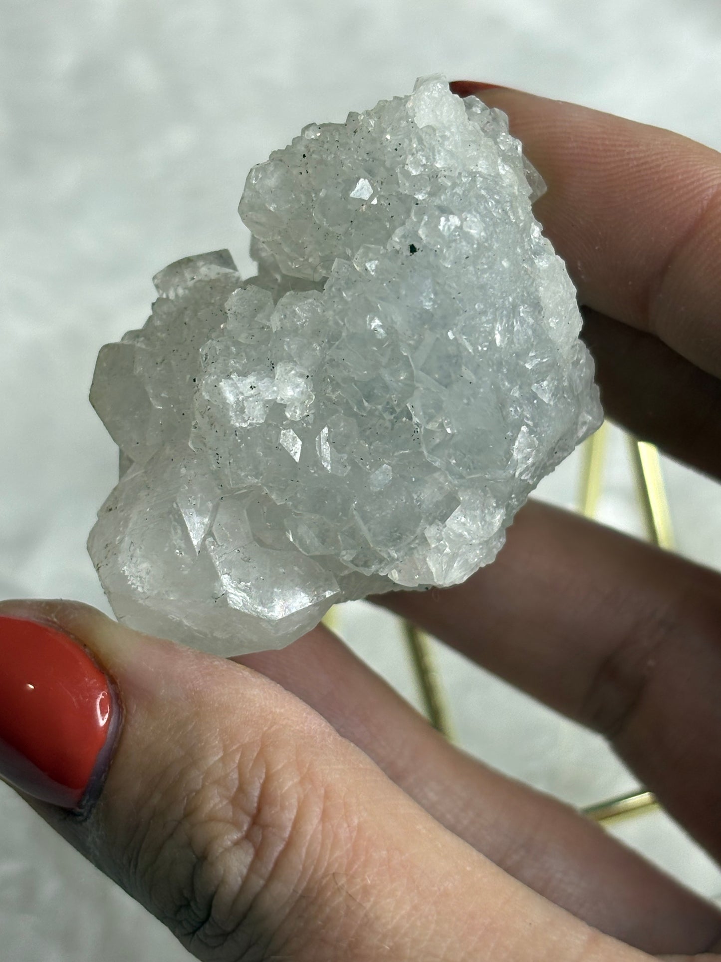 Cool toned diamond apophylite 🧊