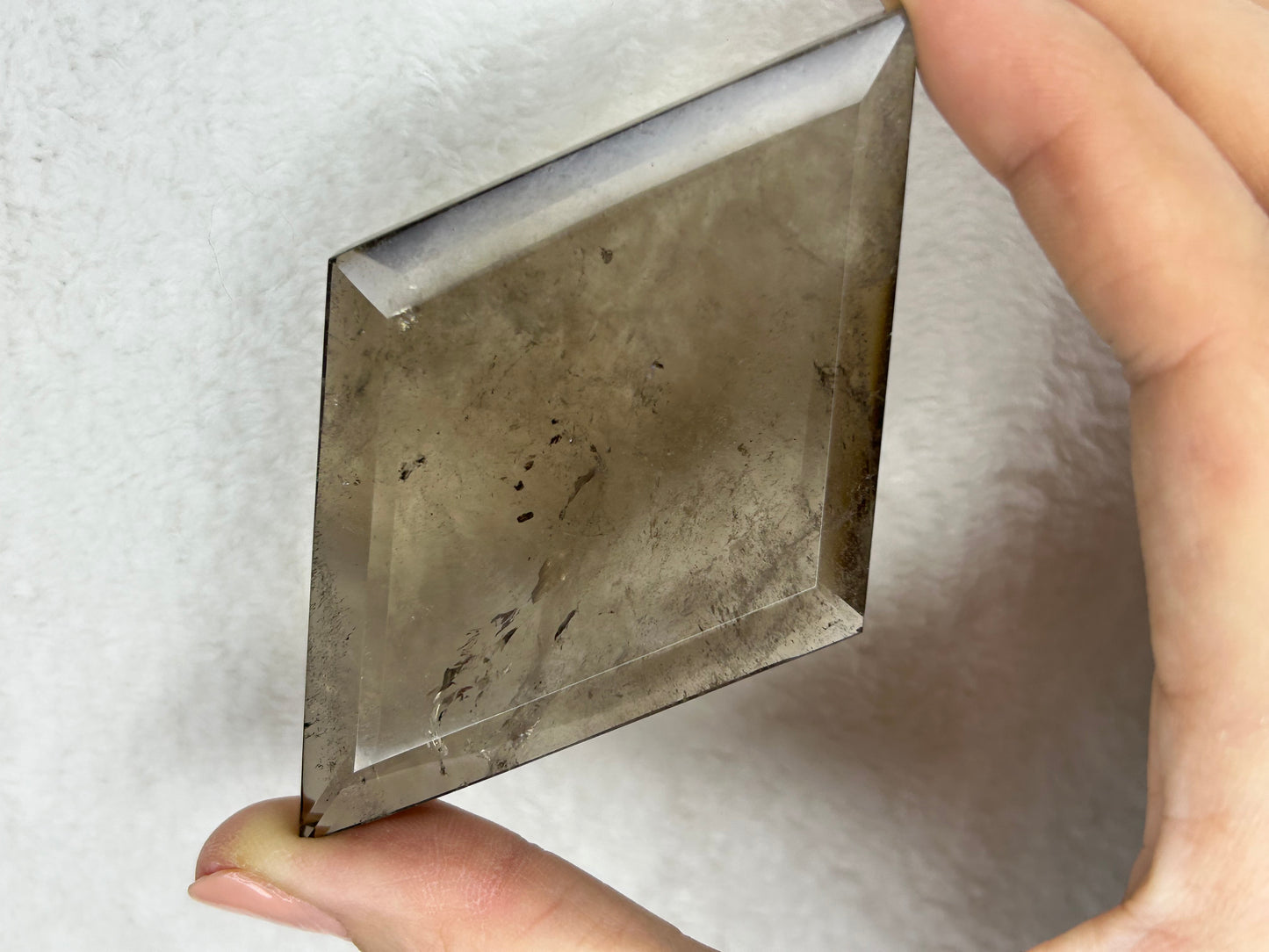 HQ Smokey Quartz Diamond D