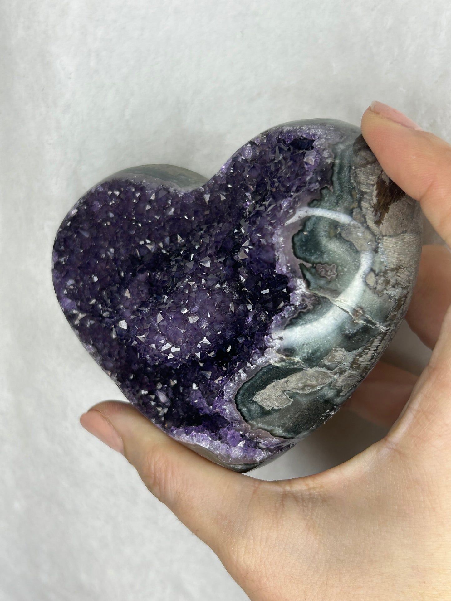💖💖Uruguayan HQ amethyst cluster heart