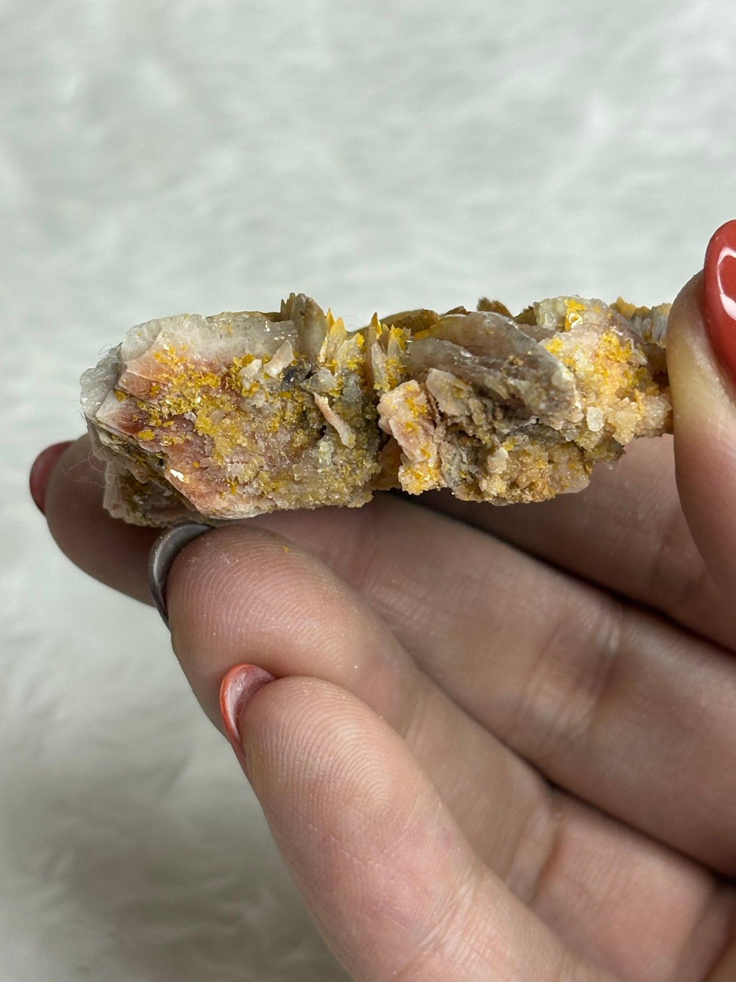 Pink barite