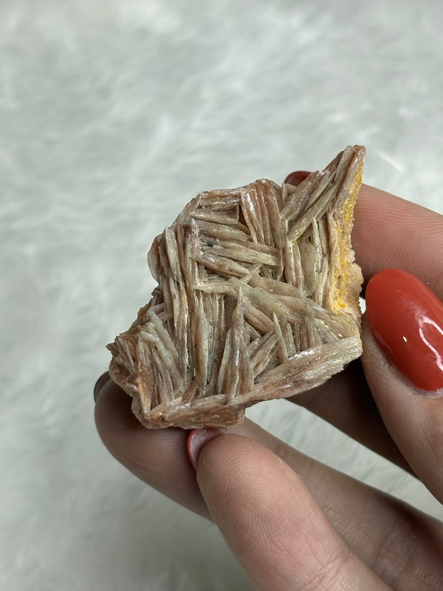 Pink barite