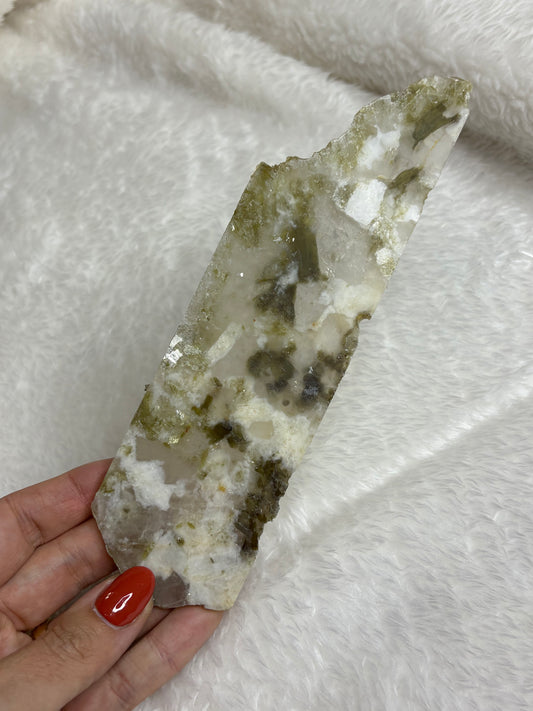 Green mica slab