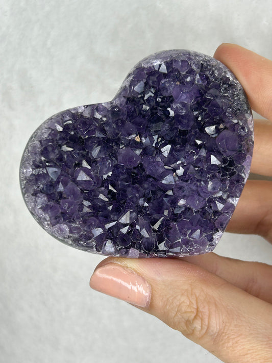 💖💖Uruguayan HQ amethyst cluster heart O