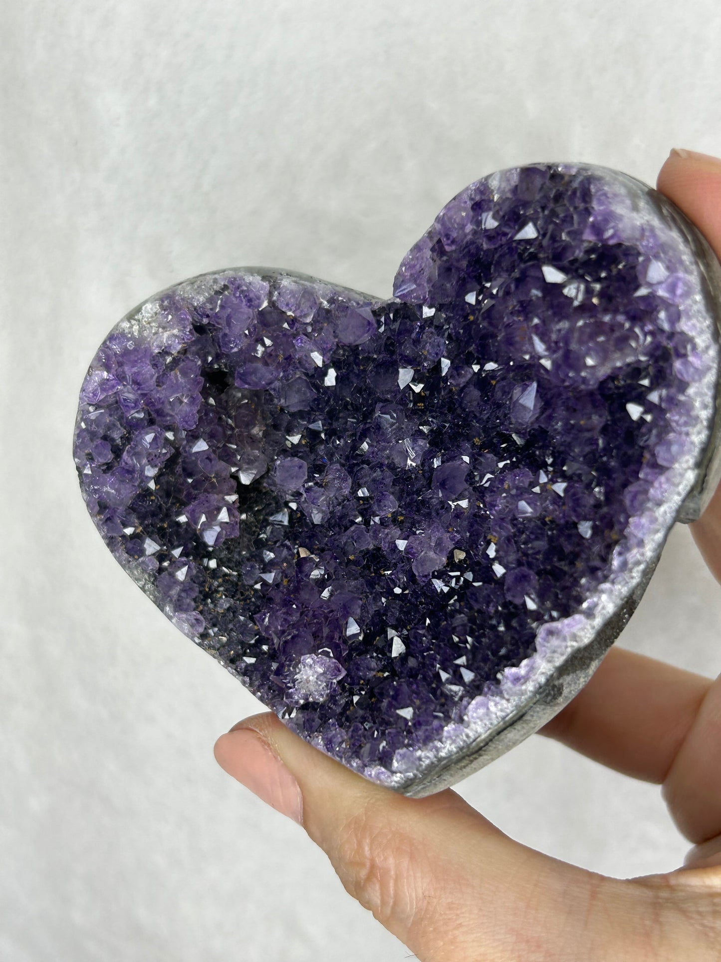 💖💖Uruguayan HQ amethyst cluster heart G
