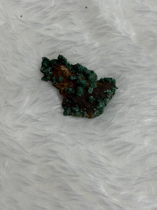 Malachite on barite