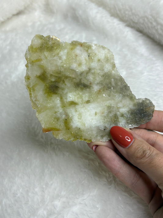 Green mica slab