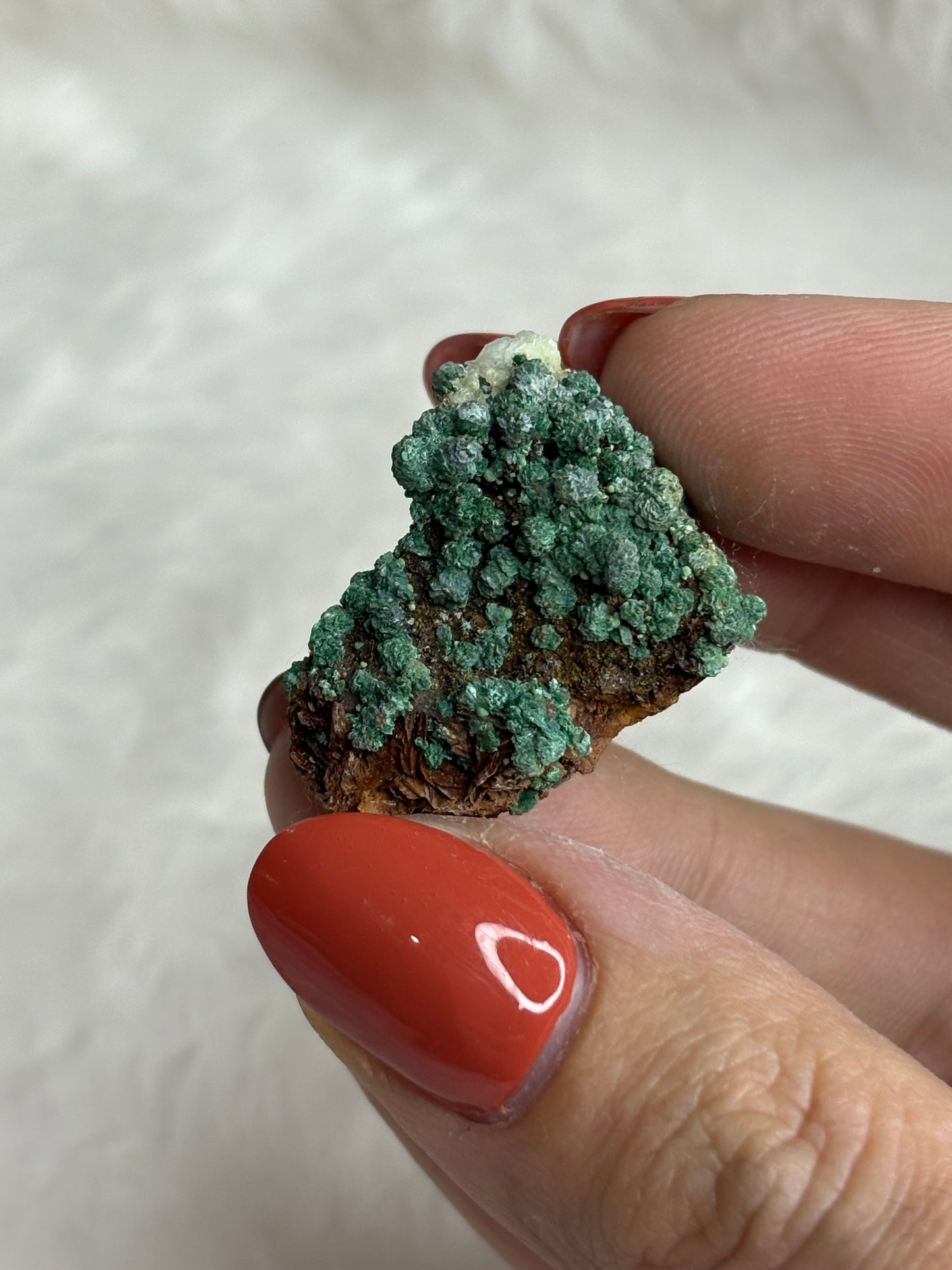Malachite on barite
