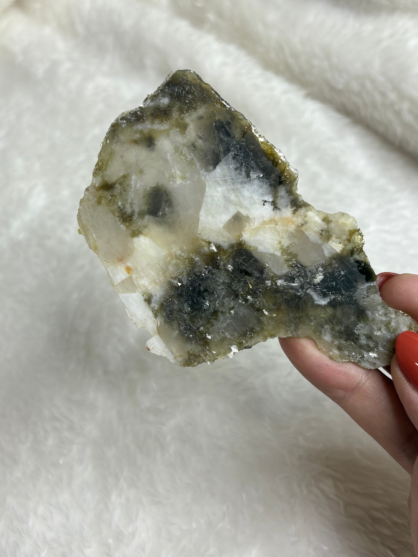 Green mica slab